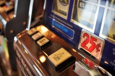 kesawan bola live-dealer table schedule showing blackjack, roulette, and baccarat sessions